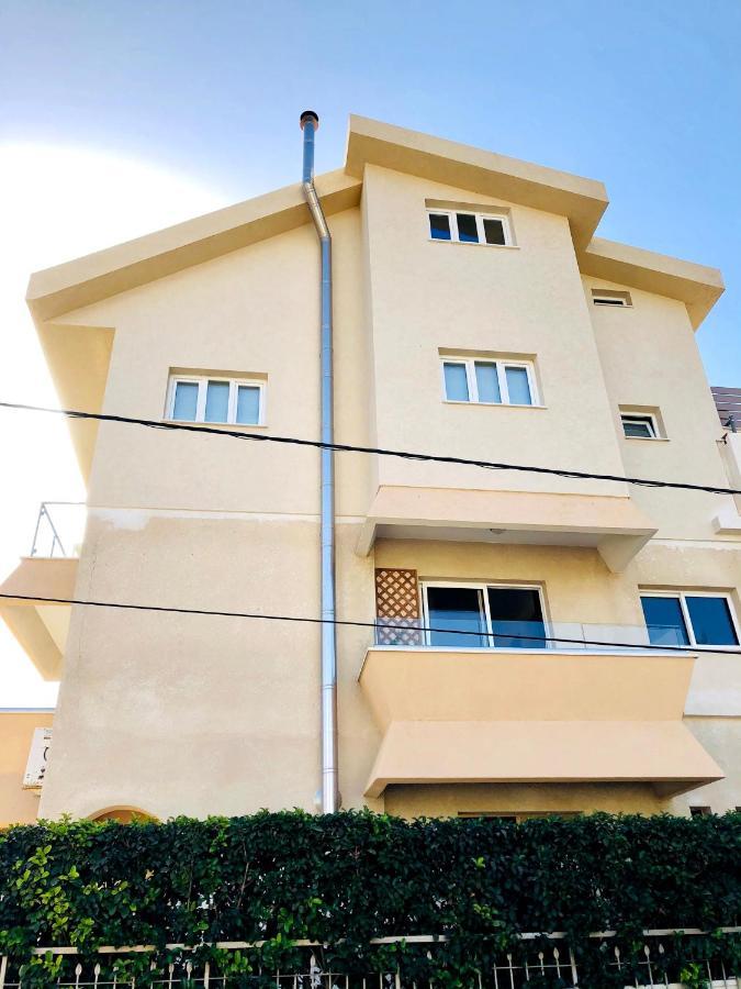 Silver Apartment - Loft ลิมาซอล ภายนอก รูปภาพ